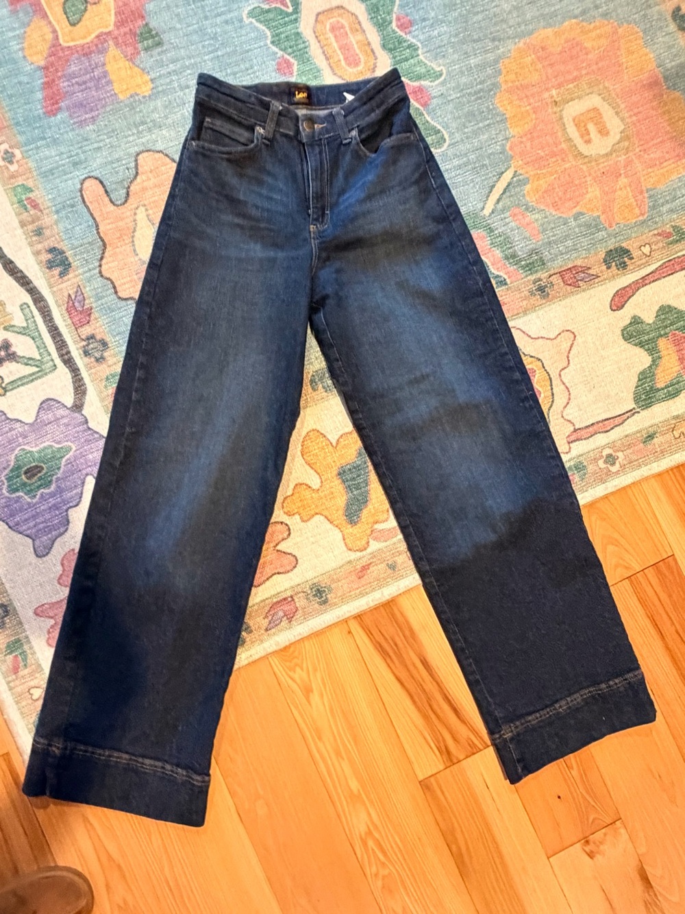 Women’s LIKE NEW Lee High Rise Trouser Stretch Jean 4